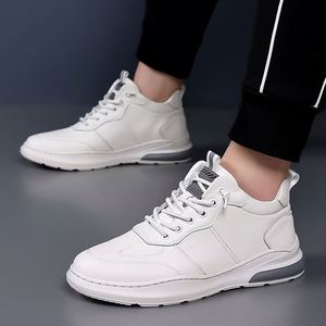 Chaussures décontractées en cuir blanc pour hommes, baskets légères et confortables pour un usage quotidien - Product Image 2