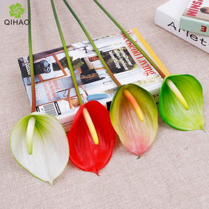 Fleur d'Anthurium Artificielle QIHAO en Soie, Haute Simulation, Décoration Maison, Accessoires de Mariage, Rouge Vif, Blanc, Vert, Rose - Product Image 1
