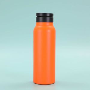 Bouteille d'eau isotherme à double paroi de 24 oz avec couvercle magnétique pour téléphone portable en acier inoxydable - Product Image 1