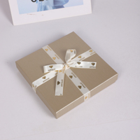 Boîte à bijoux en velours avec insert en velours blanc, étui rigide couleur or champagne pour boucles d'oreilles, bagues, colliers, présentoir de vente au détail, logo personnalisé