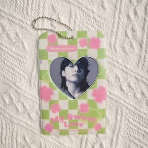 High Quality 3 Inch PVC Kpop Star Photo Card Holder with Keychain Protective Photo Card Frame - Product Image 4