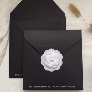 ซองการ์ดของขวัญงานแต่งงานแบบกำหนดเอง พร้อมโลโก้ลายนูนหรูหรา กระดาษแฟนซี พิมพ์ออฟเซ็ต ปั๊มร้อน - Product Image 1