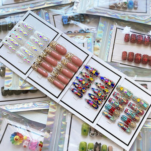 10 Uds hecho a mano Y2K <span class=keywords><strong>uñas</strong></span> <span class=keywords><strong>cortas</strong></span> a presión flor tallada decoración de manicura cubierta completa usable con diseño prensa de <span class=keywords><strong>uñas</strong></span> hecha a mano - Product Image 4