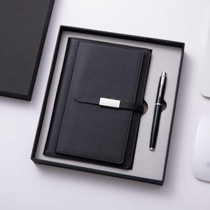 Set de Regalo de Cuatro Piezas con Tendencias Culturales y Creativas para Empresas: Cuaderno, Tarjetero, Bloc de Notas y Llavero con Logotipo Grabado - Product Image 3