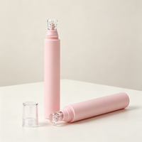 Tube de brillant à lèvres avec applicateur en silicone, 10ml 15ml, logo personnalisé, bouchon à vis transparent, estampage à chaud, emballage vide pour brillant à lèvres
