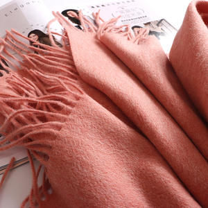 Jxwatcher Écharpe d'hiver en <span class=keywords><strong>laine</strong></span> avec logo brodé personnalisé pour femmes, étoles de couleur unie, châles en pure <span class=keywords><strong>laine</strong></span> tissés avec pompon, poncho 100% <span class=keywords><strong>laine</strong></span> - Product Image 5