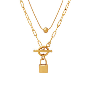 สร้อยคอแบบสองชั้น สไตล์ยุโรปอเมริกัน จี้รูปแม่กุญแจ  วัสดุสแตนเลสสีทอง - Product Image 5