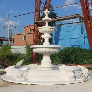 Décoration de jardin extérieur Grande fontaine à eau en pierre de marbre Fontaine à eau à tête de lion