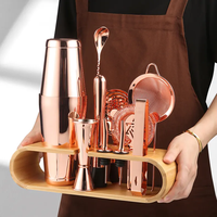Perlengkapan Barware Baja Tahan Karat Pabrik, Set Peralatan Bartender, Shaker Koktail Boston, Hadiah Perjalanan, Dudukan Bambu - Logam Premium