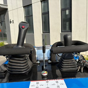 Miễn phí vận chuyển 1.4ton 1400kg Mini Skid chỉ đạo Bộ nạp với 800 mm hẹp xô - Product Image 3