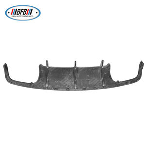 Diffuseur de pare-chocs arrière en fibre de carbone véritable pour <span class=keywords><strong>Mercedes</strong></span> W204 <span class=keywords><strong>C63</strong></span> 2007-2011 avec découpes pour attelage de remorquage, état neuf - Product Image 5