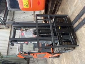 รถยกดีเซลขนาดเล็ก Heli FD30 มือสองขายดี 3 ตัน สภาพสมบูรณ์ ใช้งานได้ทันที รถยกพาเลทอัตโนมัติ นำเข้าจากญี่ปุ่นแท้ - Product Image 5