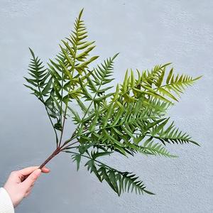Feuillage de fougère artificielle 13 feuilles 55cm en plastique tricolore pour plante murale, bonsaï, décoration intérieure - Product Image 1