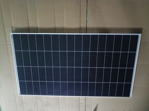 Panneau solaire 18V 250W anti-point chaud avec conception à <span class=keywords><strong>triple</strong></span> connexion parallèle indépendante pour l'éclairage des abris de jardin et des serres - Product Image 2