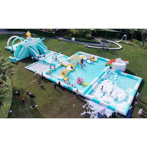 Un hermoso <span class=keywords><strong>castillo</strong></span> de avión con una gran piscina y juguetes flotantes para niños en <span class=keywords><strong>el</strong></span> agua está a la venta. - Product Image 1