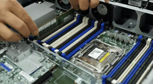 Vente en gros de serveurs en rack d'occasion Serveur HPE Proliant DL380 Gen10 avec CPU Intel Xeon <span class=keywords><strong>5100</strong></span> et mémoire <span class=keywords><strong>DDR4</strong></span> 32 Go en stock - Product Image 3