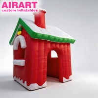 Maison de Noël gonflable personnalisée avec toit vert et murs rouges, abri gonflable du Père Noël, maison de vacances avec arche traversable