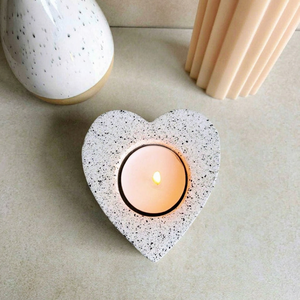 Quemador de Incienso Al Barakah, Hecho a Mano con Resina Epoxi y Madera de Acacia, Soporte Artístico para Oud, Decoración de Lujo para Ramadán - Product Image 1