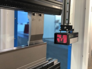 Máquina Plegadora de Chapa Metálica Accurl MB8-220T/3200 CNC Euro-<span class=keywords><strong>Pro</strong></span> B32110 con DA-58T - Product Image 5