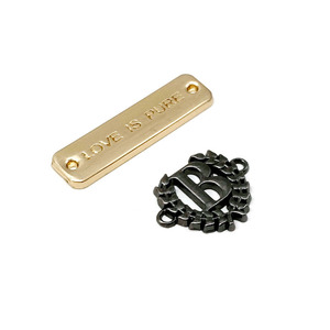 Hot bán DIY vuông kim loại thẻ Die-cast quần áo thương hiệu logo nhãn với lỗ tùy chỉnh may thẻ - Product Image 1