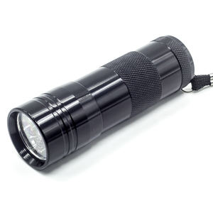 कारखाने की प्रत्यक्ष बिक्री हस्तनिर्मित उव के नेतृत्व वाली फ्लैशलाइट एल्यूमीनियम बॉडी ब्लैक लाइट आईपी 44 पालतू मूत्र का पता लगाने के लिए किया गया - Product Image 1