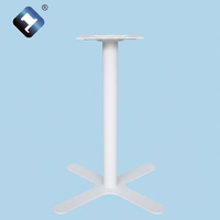 Sur mesure : Pieds de table en métal thermolaqués noir mat, base plaquée laiton poli, support de meuble en tôle estampée
