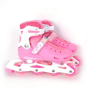 <span class=keywords><strong>Patines</strong></span> personalizados OEM <span class=keywords><strong>Roller</strong></span> <span class=keywords><strong>Derby</strong></span> <span class=keywords><strong>Patines</strong></span> profesionales Alta calidad 4 ruedas PU Cast Wheel Intermitente <span class=keywords><strong>Patines</strong></span> - Product Image 4
