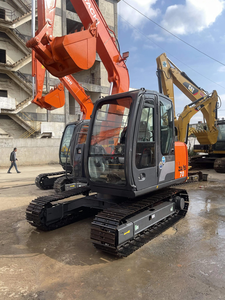 Mini-excavatrice Hitachi ZX70 d'occasion, modèle 2017, moteur Hitachi, puissance 52 kW, capacité de la benne de 7 tonnes, capacité de la benne de 0,3 m³, 100 % origine japonaise - Prix bas - Product Image 2