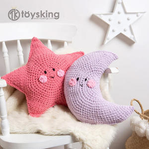 Cojín Sleepy Moon está destinado a calmarte a ti o a tu pequeño en Dreamland 100% Regalos de cartón <span class=keywords><strong>Amigurumi</strong></span> de ganchillo hechos a mano para bebé - Product Image 3