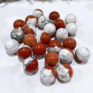 Sculpture en pierre naturelle de jaspe rouge et howlite, figurine Pokémon PokeBall sculptée, sphère Pokémon pour la décoration intérieure - Product Image 5