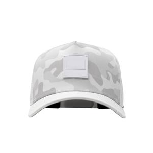 Casquette de golf OEM personnalisée en maille perforée avec logo, 5 panneaux, visière légèrement incurvée, snapback, patch en caoutchouc imperméable - Product Image 2