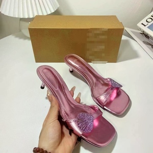 Nuovo 2025 stile francese estate tacco sottile punta quadrata strass cinturino perla di <span class=keywords><strong>mare</strong></span> fibbia blocco <span class=keywords><strong>sandali</strong></span> con tacco per donna - Product Image 4