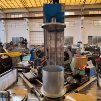 Machine de formage et de soudage de conduits ronds OEM, ligne de production de tuyaux spirale intégrée avec soudage laser pour système CVC