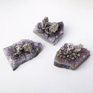 Bán Buôn Tự Nhiên Tiger Eye Thạch Anh Tím Cụm Thạch Anh Tinh Thể Thô Đá Trang Trí Mô Hình Thủ Công Khắc Nguyên Khắc Kỹ Thuật - Product Image 6