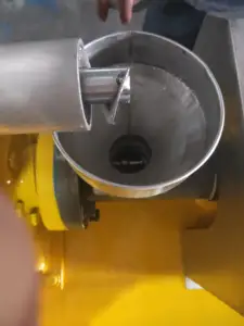 EVA PVC PE PP PA ABS Doppels ch necken extruder im Labormaßstab