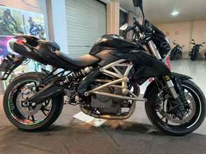 La elegante motocicleta <span class=keywords><strong>Benelli</strong></span> Huanglong de 600cc y cuatro cilindros, que funciona con combustible, puede ser exportada. Diseño único en apariencia. - Product Image 2