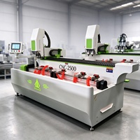Machine de fraisage et de perçage CNC à 4 axes, équipement métallique, machine de fabrication de profilés en aluminium CNC pour fenêtres et portes en aluminium