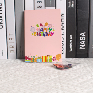 Carte de vœux pop-up rectangulaire en papier avec vernis mat pour anniversaire - Product Image 1