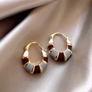 Egyptian Style Enamel <b>Ear</b> <b>Cuff</b> For Women Hexagon Geometric <b>Earrings</b> Elegant Vacation Fashion Jewelry - Product Image 2