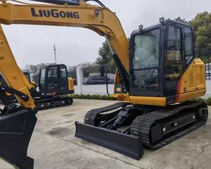 Excavatrice LiuGong 908F de 6 tonnes d'occasion à faible nombre d'heures de fonctionnement avec moteur, pompe et roulement - Modèle 2024 testé et inspecté pour usage municipal et agricole - Product Image 3