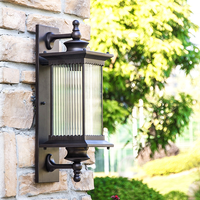 Applique murale industrielle LED longue en aluminium rétro, étanche IP65, pour extérieur, avec diffuseur en verre, pour jardin, style européen.
