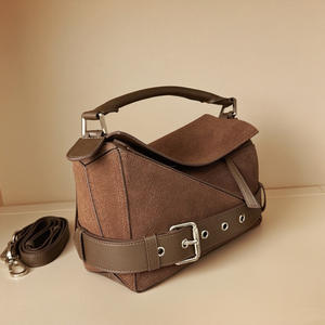 Bolso de Mano para Mujer 2025, de Alta Gama, Estilo Retro, de Gamuza, con Diseño Geométrico, Tipo Almohada, de Cuero - Product Image 3