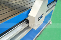 Petite fraiseuse CNC 6090 ATC à changement automatique de couteau pour la gravure sur bois, aluminium, plastique