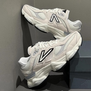 2025 luxe rétro mode 9060 hommes et femmes baskets de course haute qualité respirant maille daim chaussures de marche décontractées - Product Image 3