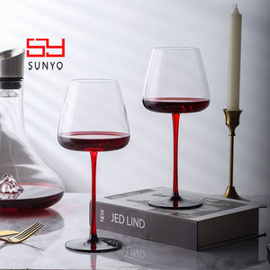 Set di Calici in Cristallo di Lusso SUNYO, Bicchieri per Vino e Champagne Fatti a Mano, Personalizzabili con Logo - Product Image 5