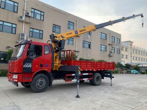 Grúas de Pluma para Remolque HOWO DONGFENG <span class=keywords><strong>ISUZU</strong></span>, Camión de 10 Toneladas con Pluma Telescópica Recta y Plataforma de Cesta - Product Image 2