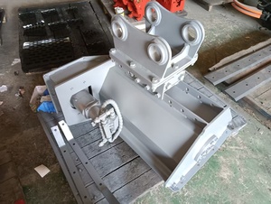 Desbrozadora de Martillos para Excavadora RZS Nueva de 2.5-3.5 Toneladas, Certificación CE ISO, Ancho de Trabajo de 800 mm - Product Image 5