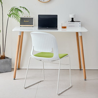 Chaise de bureau minimaliste multicolore en plastique sans accoudoirs pour formation, mahjong, échecs, cartes, employés, conférence