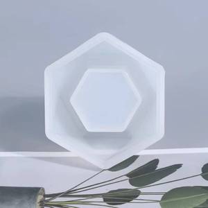Mini molde de silicona con forma de diamante octogonal geométrico para macetas de resina, ideal para plantas suculentas - Product Image 6