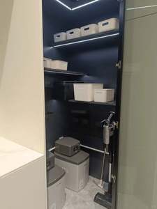 Ensemble d'armoires en bois blanc moderne sur mesure, couleur brun français, grande capacité de rangement - Product Image 6